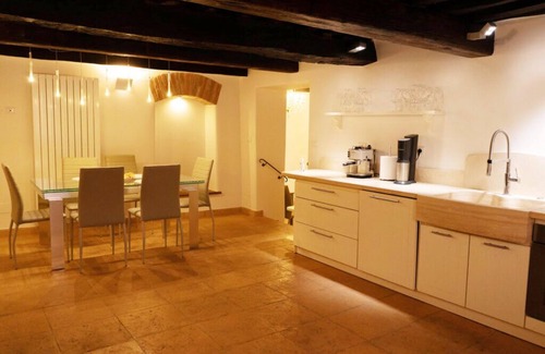 Ficulle Villa | Villa Ficulle Summary