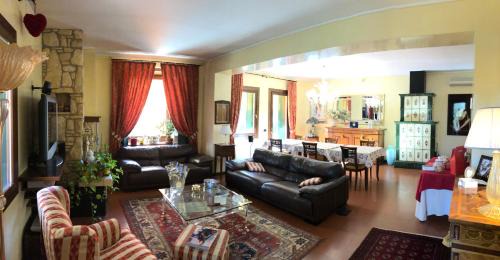Giavera del Montello Bed & Breakfast | Villa Fior di Robinia