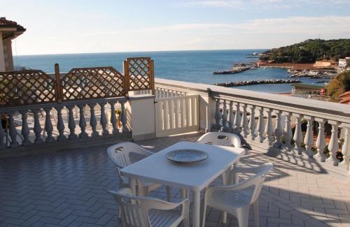 Castiglioncello Apartment | Villa Fiorella