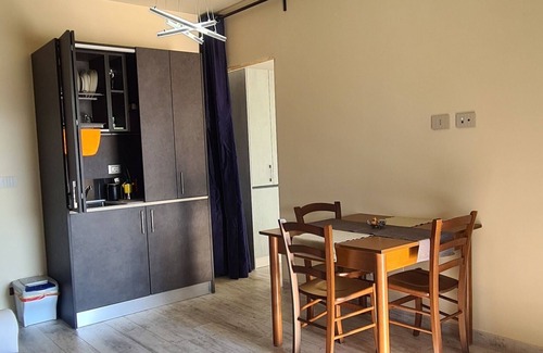 Avigliana House | VILLA FIORITA LAKE VIEW APARTMENT