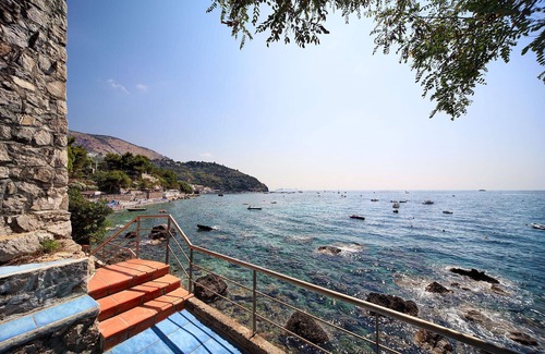 Marina del Cantone Villa | Villa Flory- Via Amerigo Vespucci - Nerano