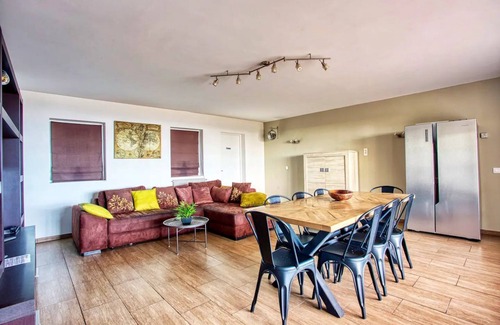 Chateauneuf-Grasse Villa | Villa for 2 to 8 people, heated saltwater pool with sea view