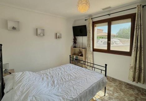 Saint-Hippolyte Villa | Villa familiale piscine privée 6 personnes Proche plage 6PC7