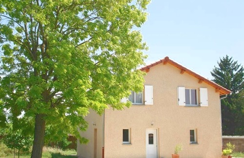Saint-Maurice-de-Gourdans Villa | Villa Avec 5 Chambres et 5 Salles de Bains Complètes, Proche Cnpe Bugey