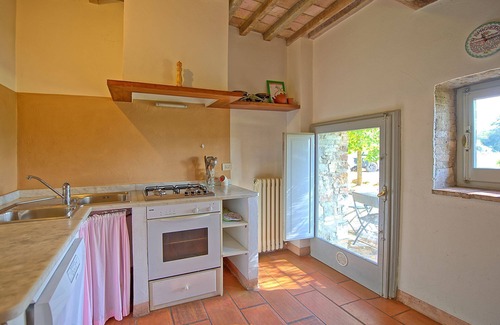 San Casciano dei Bagni Villa | Villa Gualchiere - Holiday Rental in San Casciano dei Bagni, Tuscany