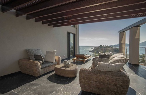 Rozino Villa | Villa Geba Appolonia Seaview