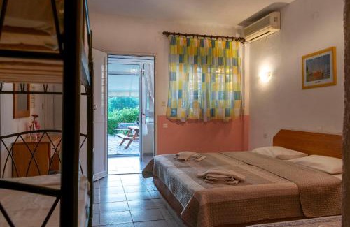 Paradhisos Apartment | Villa Gesthimani