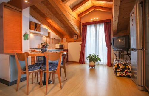 Piantedo Apartment | Villa Gioiosa