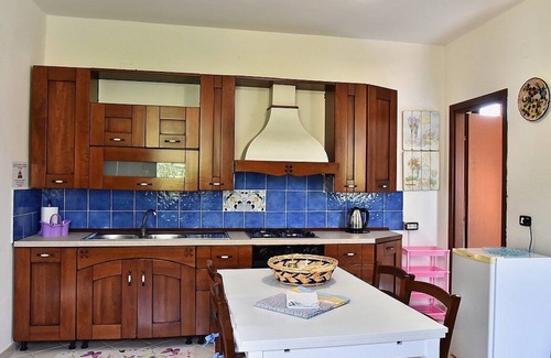 Giungano Villa | Villa Giuncalia Grande: A welcoming two-story age-old farm house surrounded by the greenery, with Free WI-FI.