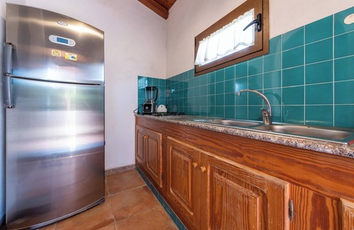 Quartu Sant'Elena Villa | Villa "Gle" with Pool, Garden & Air Conditioning
