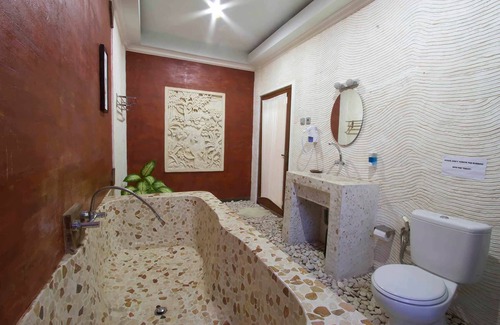 Central Seminyak Bed & Breakfast | Villa Go Bed and breakfast