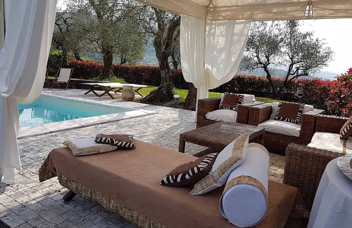 Bolano Villa | Villa Goa 13p with Exclusive Pool, Free WiFi, BBQ near to beaches andCinqueTerre