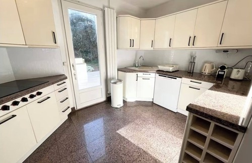 Thiais Villa | Villa golden heaven near Paris with 4 parking 3bedroom/2sdb/WIFI 580 in Mbits