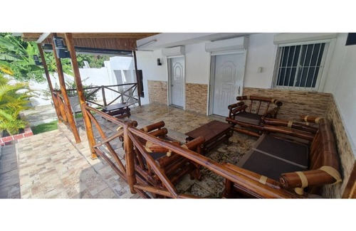 Los Alcarrizos House | Villa H2o, in the city 10-15 minutes from the Center