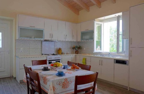 Koutsi Villa | Villa Hara - Two Bedroom Villa, Sleeps 4