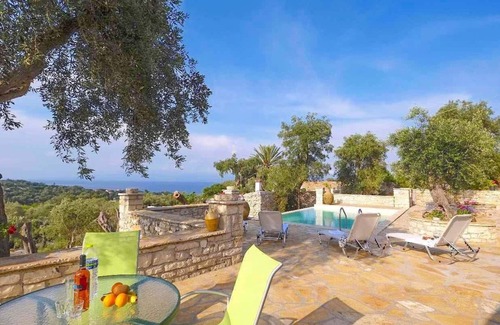 Koutsi Villa | Villa Hara - Two Bedroom Villa, Sleeps 4