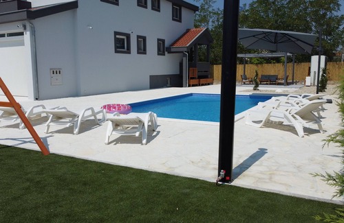 Zemunik Donji Villa | Villa Heaven