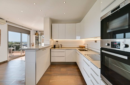 Santa Susanna Villa | Villa Horizon