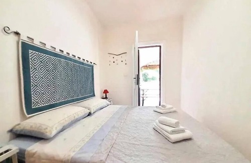 Eden Beach House | Villa i Ginepri. Few steps from the sea.