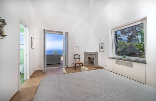 Tiberio Villa | VILLA IL PAGLIARO Sum