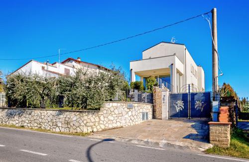 Foiano della Chiana Villa | Villa Il Poggino - Modern House