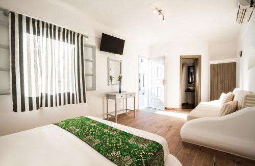 Akrotiri Hotel | Villa Iliovasilema Santorini