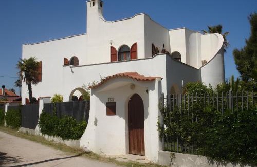 Termoli Apartment | Villa immersa nel verde, spiaggia a 200m