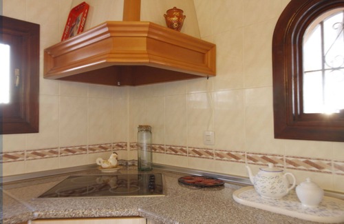 Puerto de la Duquesa Villa | Villa in a beautiful country-garden, seaviews. Heated private pool, A/Cs, WiFi.