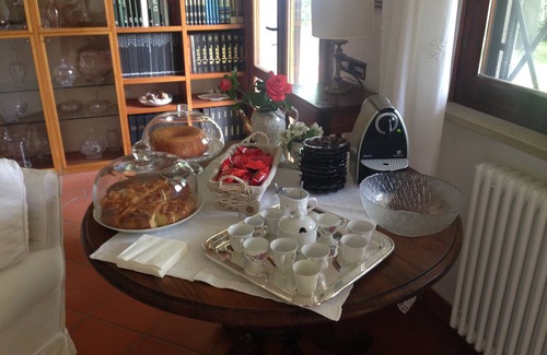 Pieve Salutare Villa | Villa in a fairytale little wood
