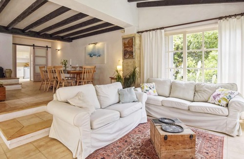 Provensals House | Villa in Cala Ratjada with Sea Views and Pool