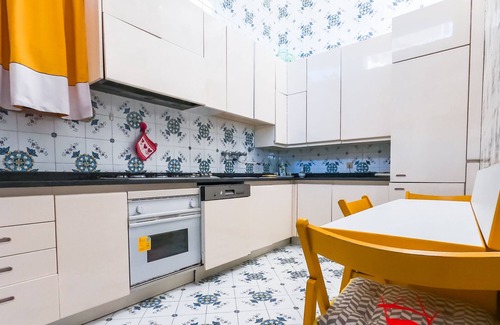 Capri Villa | Villa in Capri town & Private Yacht