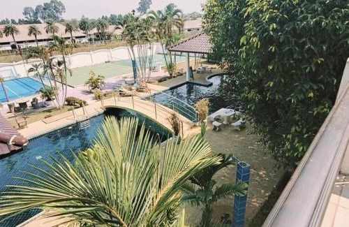 Chakphong Villa | VILLA in CET Resort Padelcenter with pool padel tennis