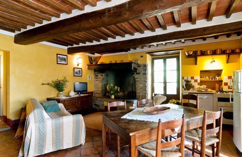 Cortona Villa | Villa in Cortona with 3 bedrooms sleeps 7