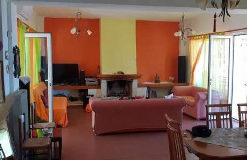 Hersonissos Centre Villa | Villa in Crete near AquaWorld Aquarium