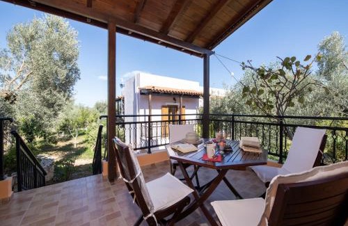 Asteri House | Villa in Crete near Beach and Olive Groves