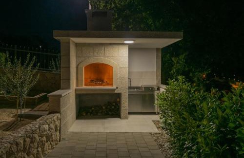 Prolozac Villa | Villa In Excelsis