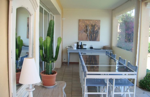 Sainte-Maxime Villa | VILLA IN GOLF WITH SEA VIEW AND SWIMMINGPOOL Ste-MAXIME NEAR ST-TROPEZ FOR 4 PEOPLE