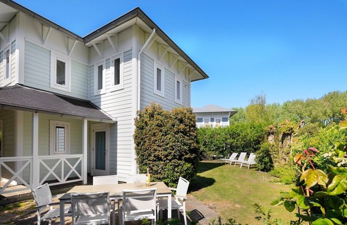 Municipality of Hellevoetsluis Villa | Villa in Hellevoetsluis near North Sea Beach