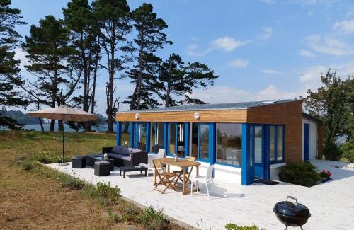 Hanvec House | Villa in Le Faou with Panoramic Sea Views