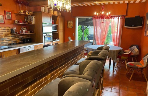 Nalliers House | Villa in Nalliers with Private Pool and Garden