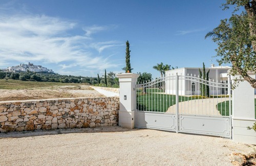 Ostuni Villa | Villa in Ostuni with 5 bedrooms sleeps 8
