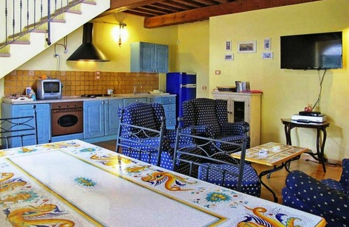 Ramazzano Villa | Villa in Ponte Felcino with 4 bedrooms sleeps 14