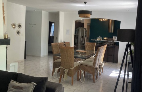 Salon-de-Provence Villa | Villa in provence with pool & spa