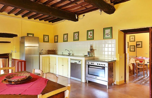 Capannori Villa | Villa in Segromigno In Monte with 6 bedrooms sleeps 12