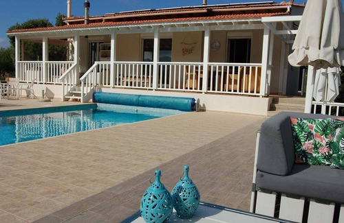 Milatos Villa | Villa in Sisi near Beach & Olive Groves