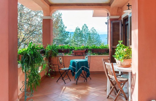 Tagliacozzo Villa | Villa in Tagliacozzo with Pool and Nature