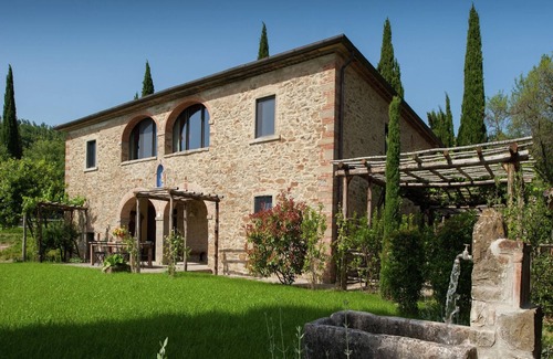 Arezzo Villa | Villa in Tuscany with Organic Wine Estate