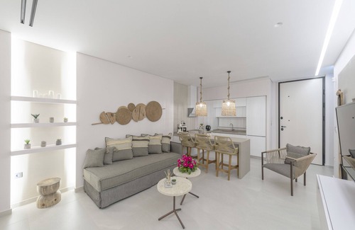 Katomerion Villa | Villa "Ira" with Sea View, Private Pool & Wi-Fi