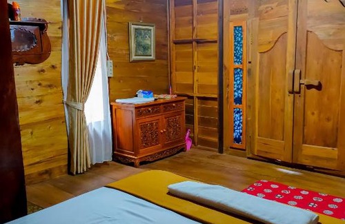 Cimerak Villa | Villa joglo karinduaji madasari