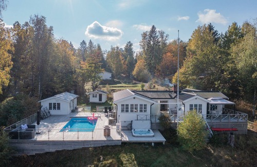 Kolvik Villa | Villa Källstigen
